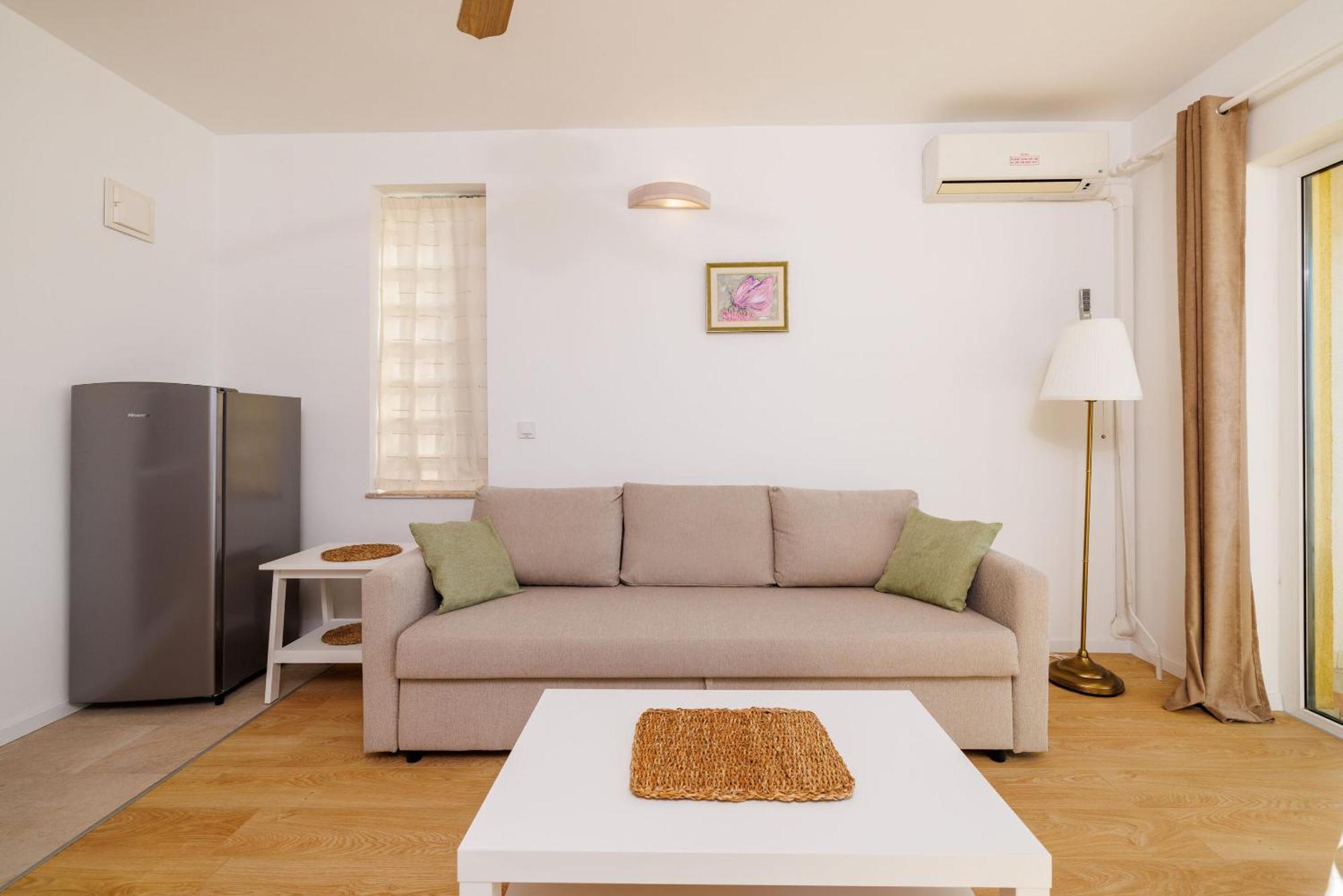 Apartments Neno Crikvenica Exterior foto