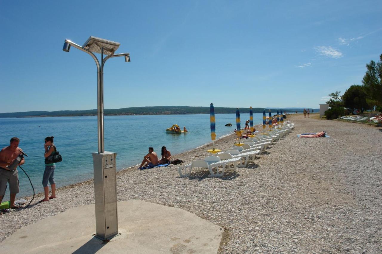 Apartments Neno Crikvenica Exterior foto